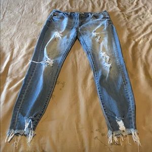 KanCan Distressed Jeans - size 11/29